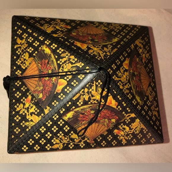 Punch Studios Art Deco Paper Domed Vanity Box w/ Top Tassel - Picture 3 of 16